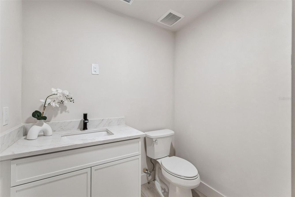 Image 41 of property listing at 1447 BIRD ROAD, Winter Springs, FL 32708