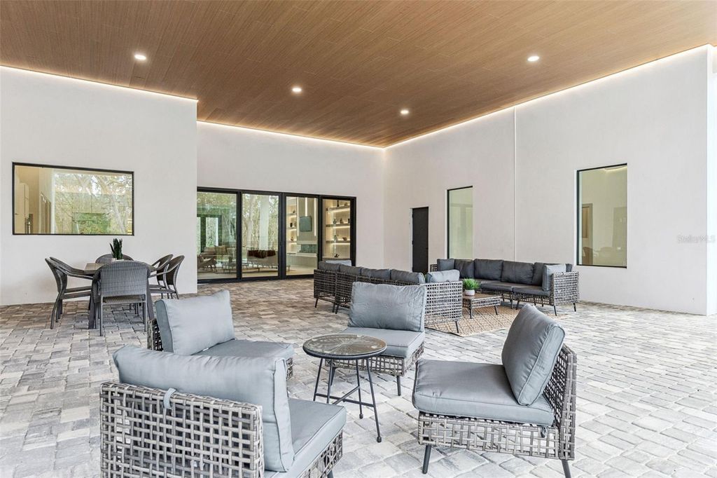 Image 45 of property listing at 1447 BIRD ROAD, Winter Springs, FL 32708