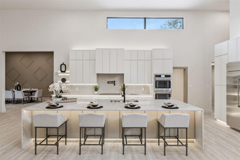 Image 10 of property listing at 1447 BIRD ROAD, Winter Springs, FL 32708