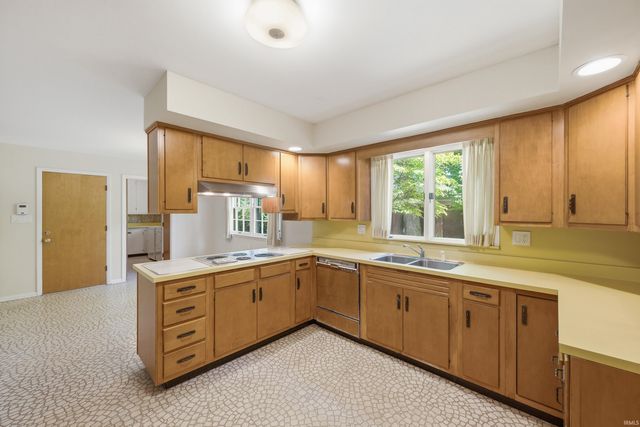 3400 W University Avenue, Muncie, IN 47304