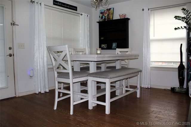 908 N 3rd, Calera, OK 74730