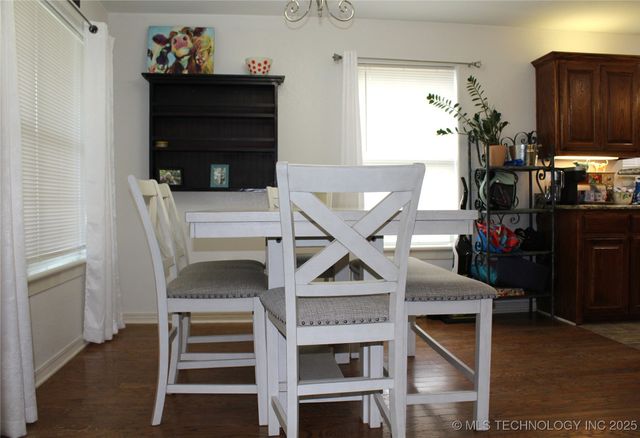 908 N 3rd, Calera, OK 74730