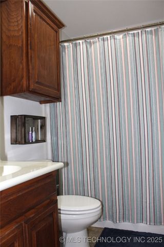 908 N 3rd, Calera, OK 74730