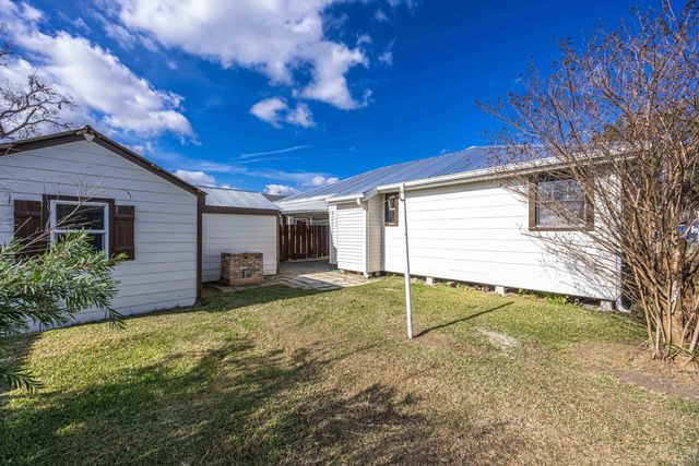 107 Vernon St, Thibodaux, LA 70301