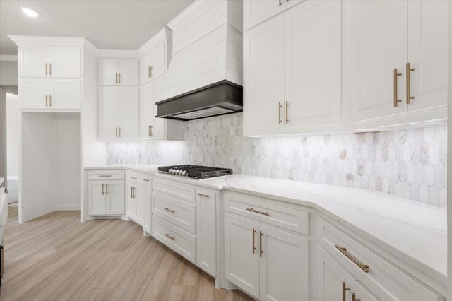 6610 Waggoner Way, Midlothian, TX 76065