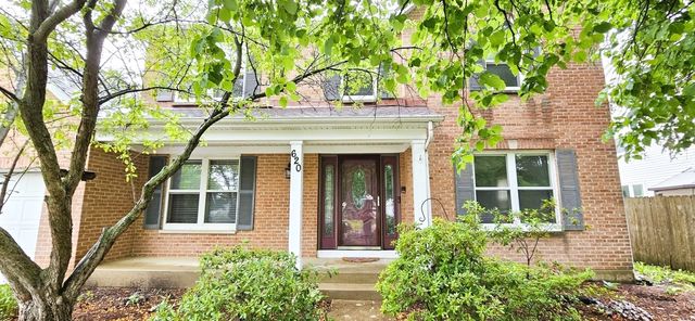 620 Waterfall Lane, Elgin, IL 60124