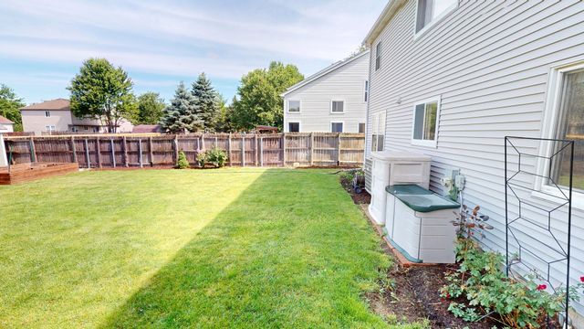 620 Waterfall Lane, Elgin, IL 60124
