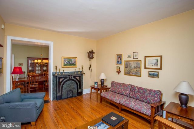 36 S CLINTON ST, Doylestown, PA 18901
