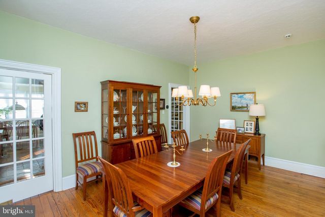 36 S CLINTON ST, Doylestown, PA 18901