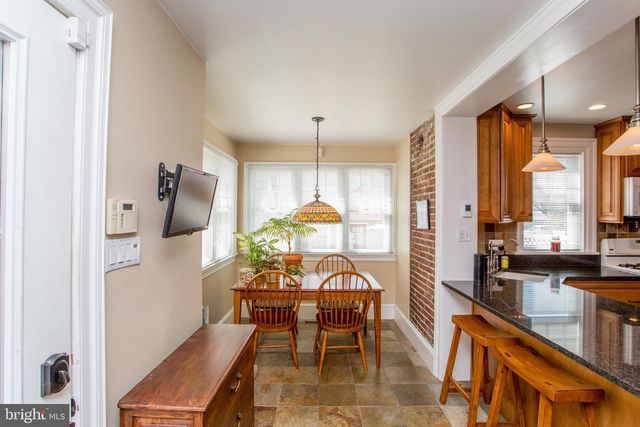 36 S CLINTON ST, Doylestown, PA 18901