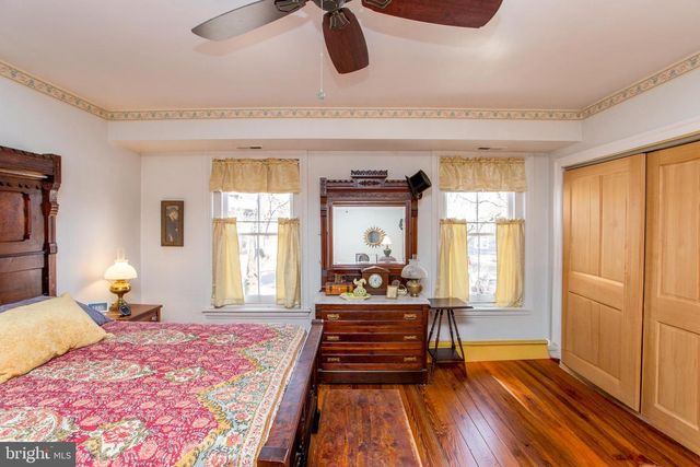 36 S CLINTON ST, Doylestown, PA 18901