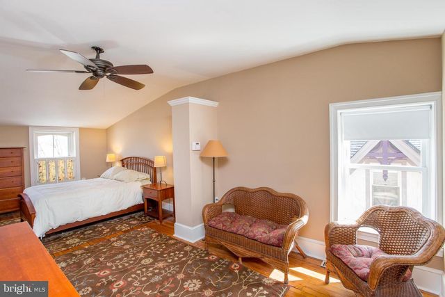 36 S CLINTON ST, Doylestown, PA 18901