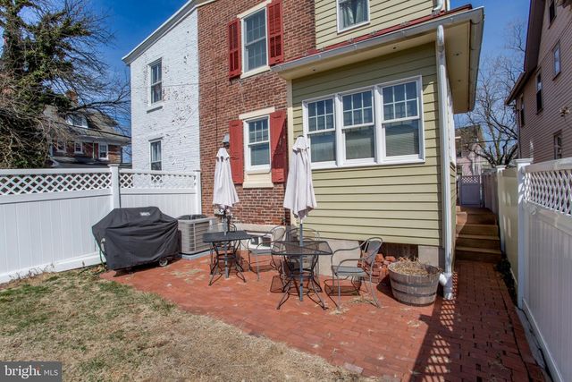 36 S CLINTON ST, Doylestown, PA 18901