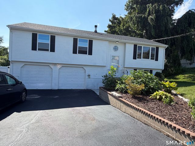 400 Evergreen Avenue, Hamden, CT 06518
