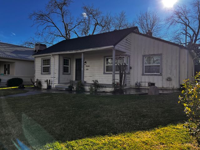 1549 Jackson Street, Red Bluff, CA 96080