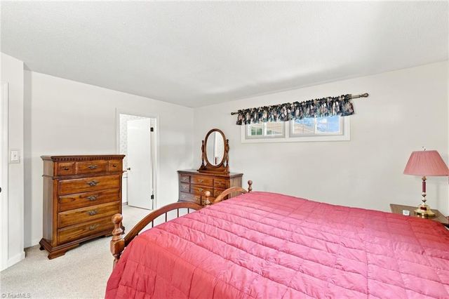325 Spring Street, Yadkinville, NC 27055