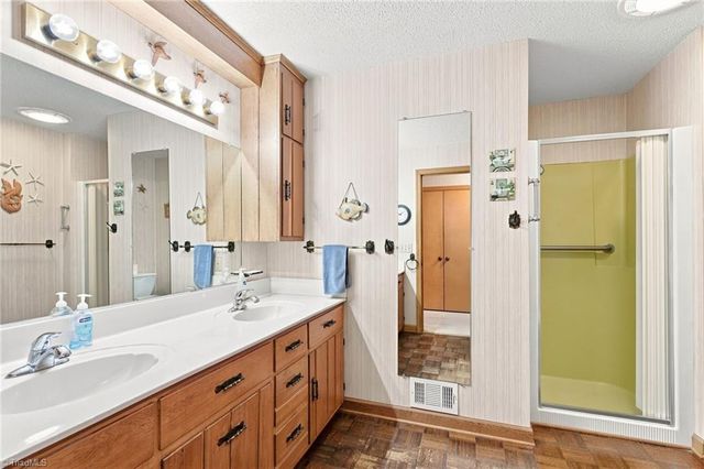 325 Spring Street, Yadkinville, NC 27055