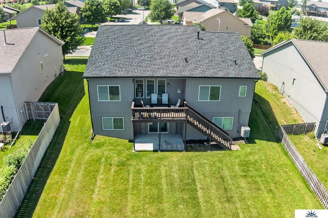 17591 Grand Avenue, Omaha, NE 68116
