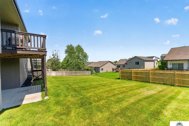 17591 Grand Avenue, Omaha, NE 68116