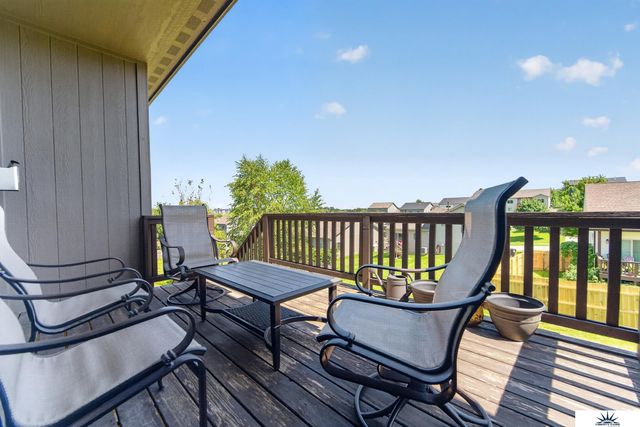 17591 Grand Avenue, Omaha, NE 68116