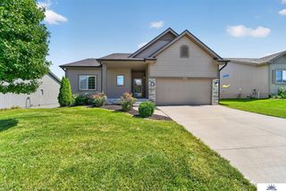 17591 Grand Avenue, Omaha, NE 68116