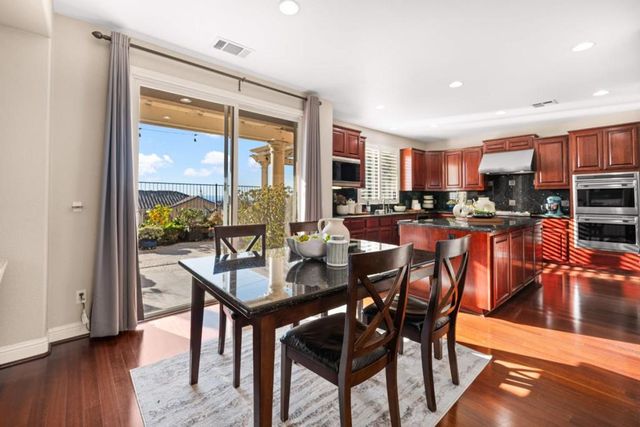 1553 Quiet Pond Lane, San Jose, CA 95138