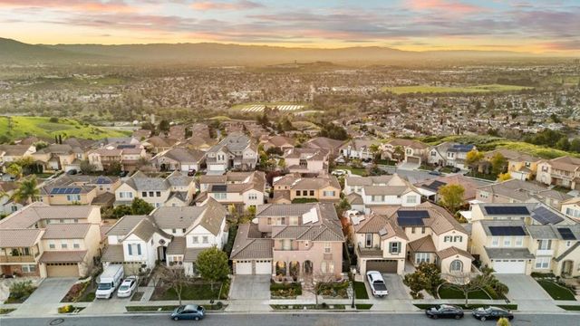 1553 Quiet Pond Lane, San Jose, CA 95138