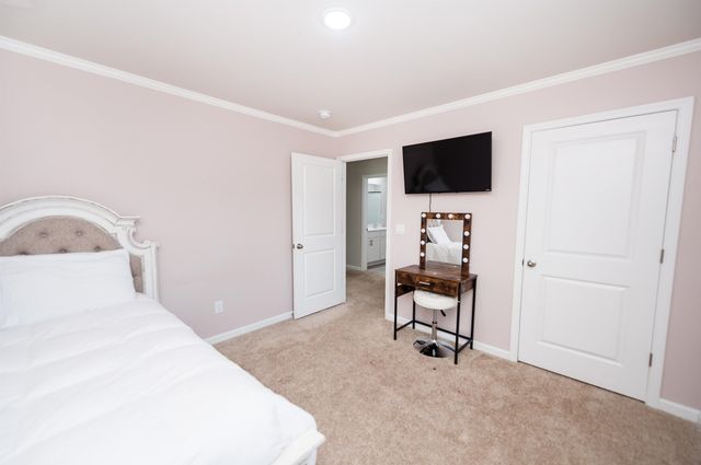 1208 Canter Place, Roebuck, SC 29376