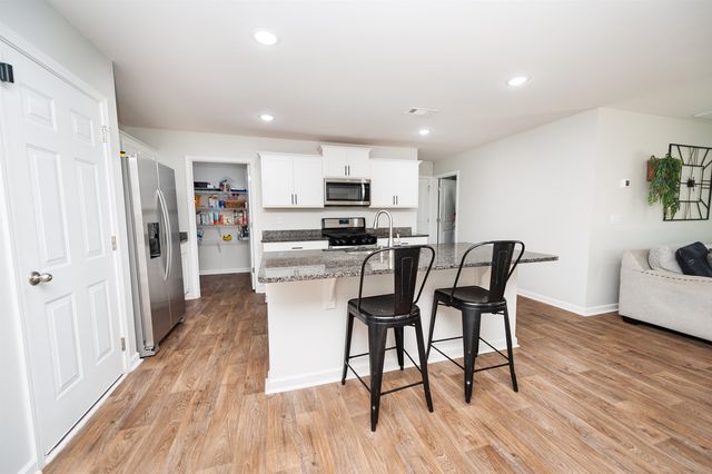 1208 Canter Place, Roebuck, SC 29376