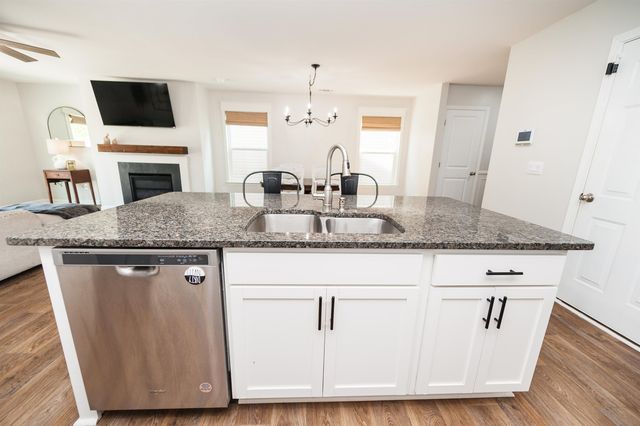 1208 Canter Place, Roebuck, SC 29376