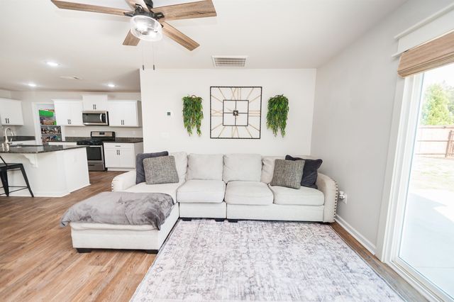 1208 Canter Place, Roebuck, SC 29376