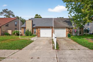11716 FT CAROLINE LAKES Drive, Jacksonville, FL 32225