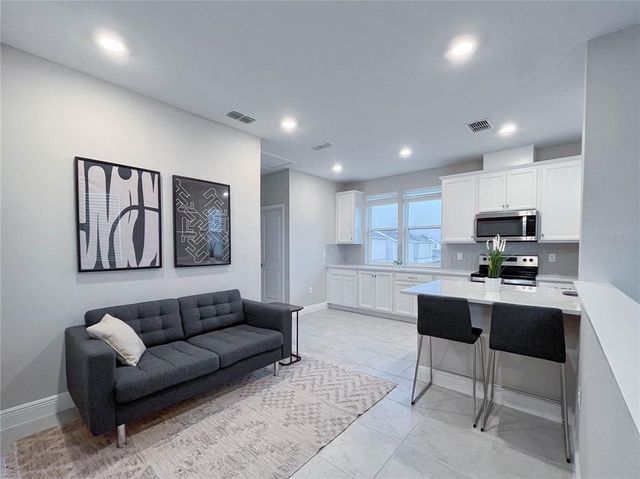 9806 SHARPLESS ALLEY, Orlando, FL 32827