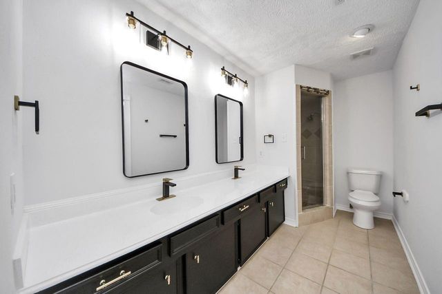 10130 Sagerock Drive, Houston, TX 77089