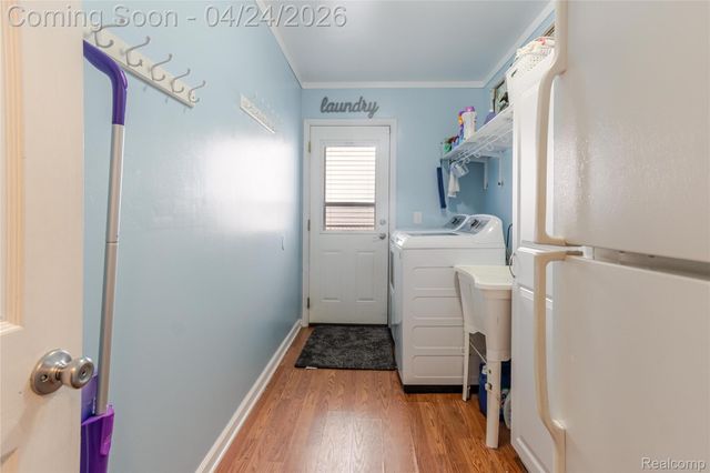 42320 Cherry Hill Road, Novi, MI 48375