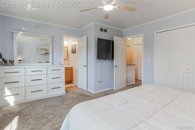 42320 Cherry Hill Road, Novi, MI 48375