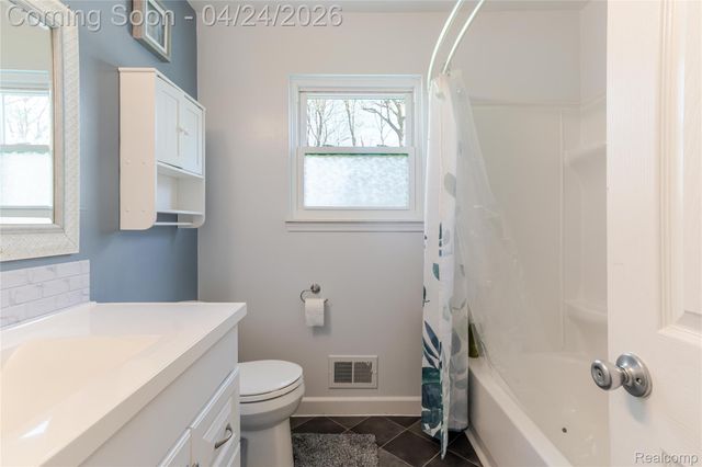 42320 Cherry Hill Road, Novi, MI 48375