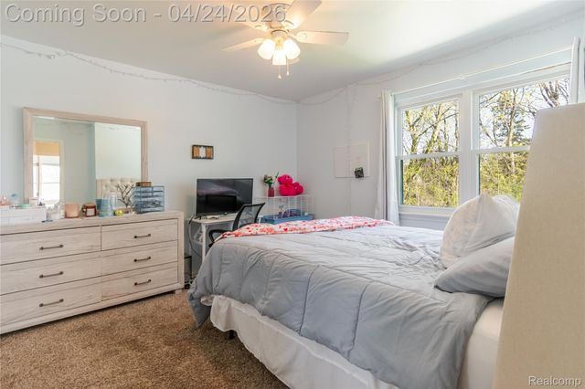 42320 Cherry Hill Road, Novi, MI 48375