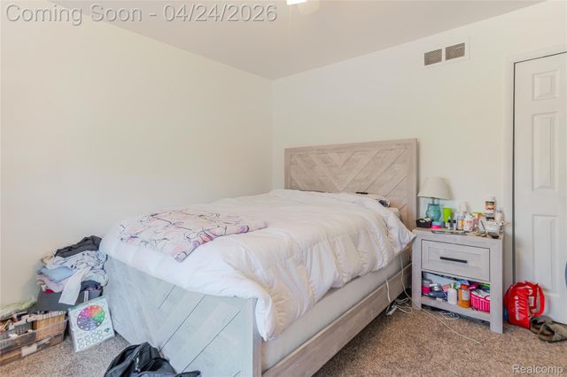 42320 Cherry Hill Road, Novi, MI 48375