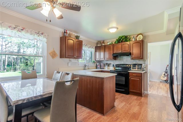 42320 Cherry Hill Road, Novi, MI 48375