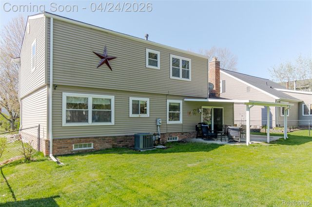 42320 Cherry Hill Road, Novi, MI 48375