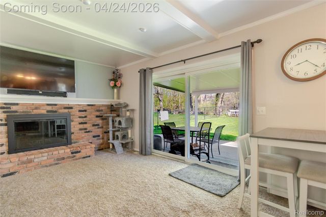 42320 Cherry Hill Road, Novi, MI 48375
