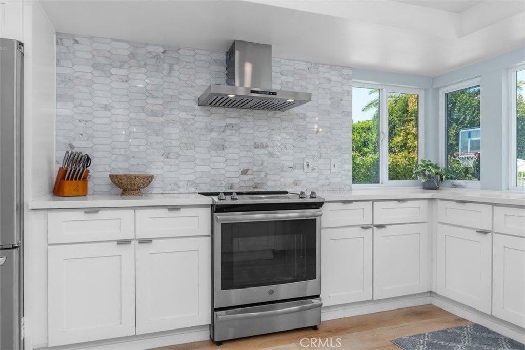 Image 11 of property listing at 4373 Birchwood, Seal Beach, CA 90740