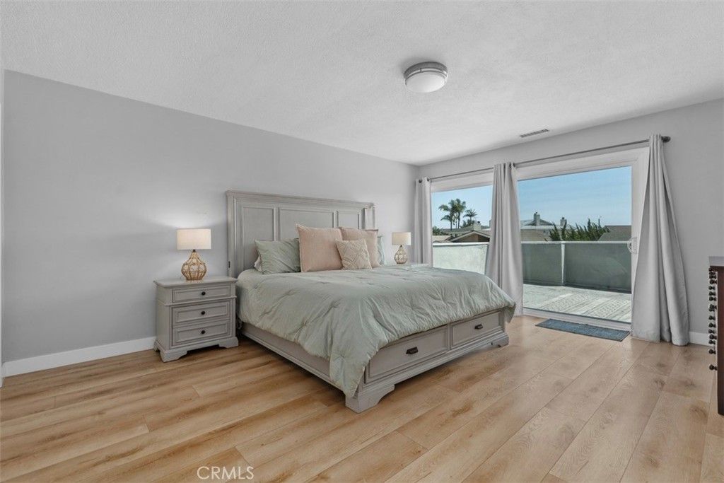 Image 23 of property listing at 4373 Birchwood, Seal Beach, CA 90740