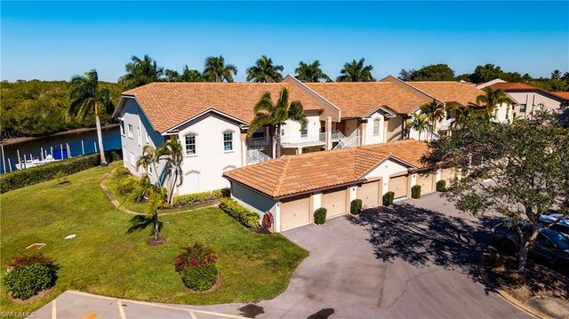 162 Newport DR 1207, Naples, FL 34114