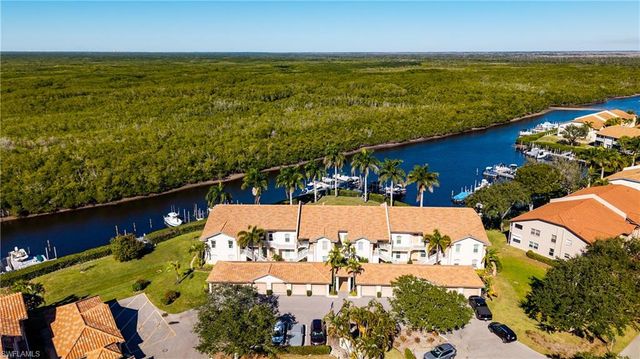 162 Newport DR 1207, Naples, FL 34114