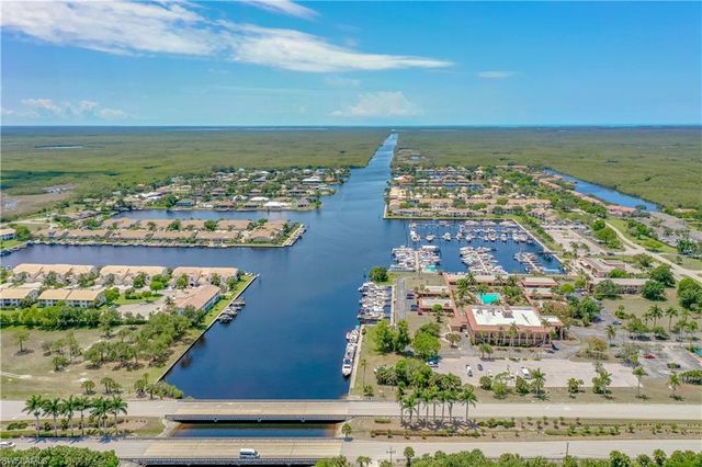 162 Newport DR 1207, Naples, FL 34114