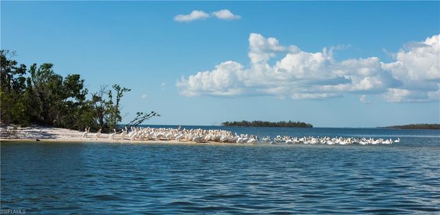 162 Newport DR 1207, Naples, FL 34114