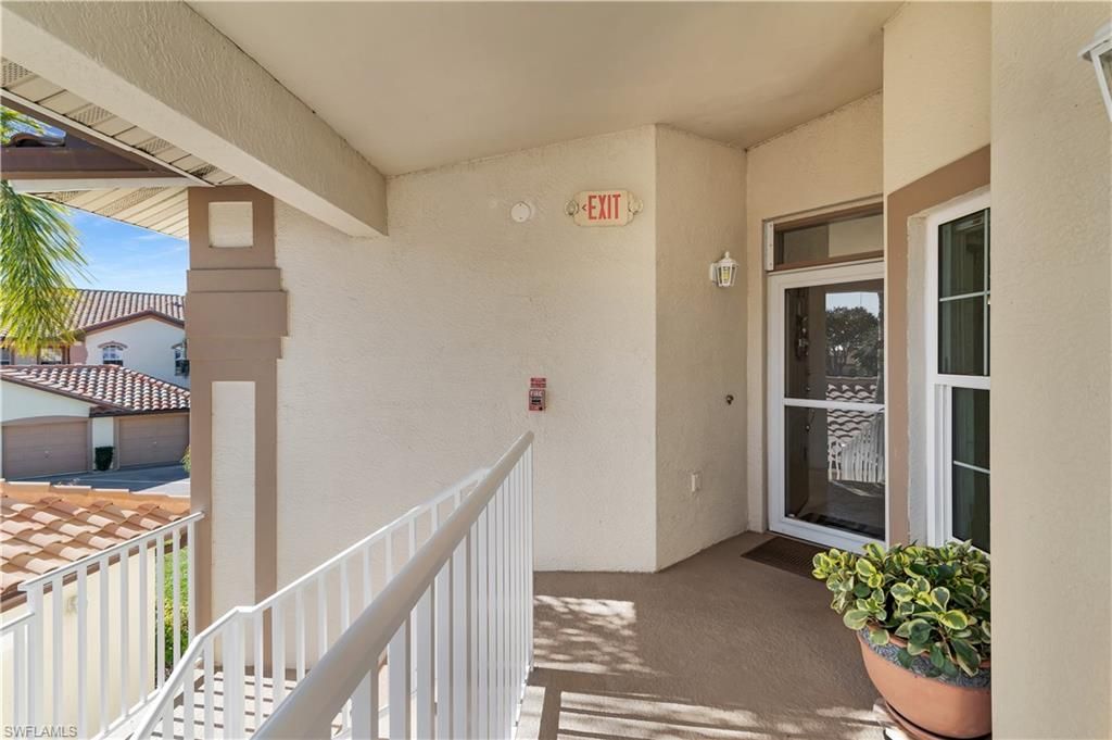 162 Newport DR 1207, NAPLES, FL 34114 — photo 4