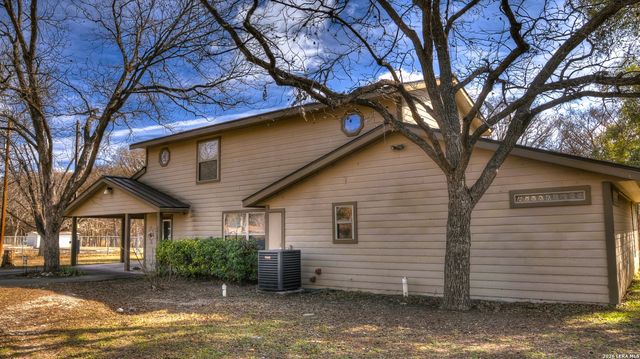6496 N US HIGHWAY 83, Leakey, TX 78873